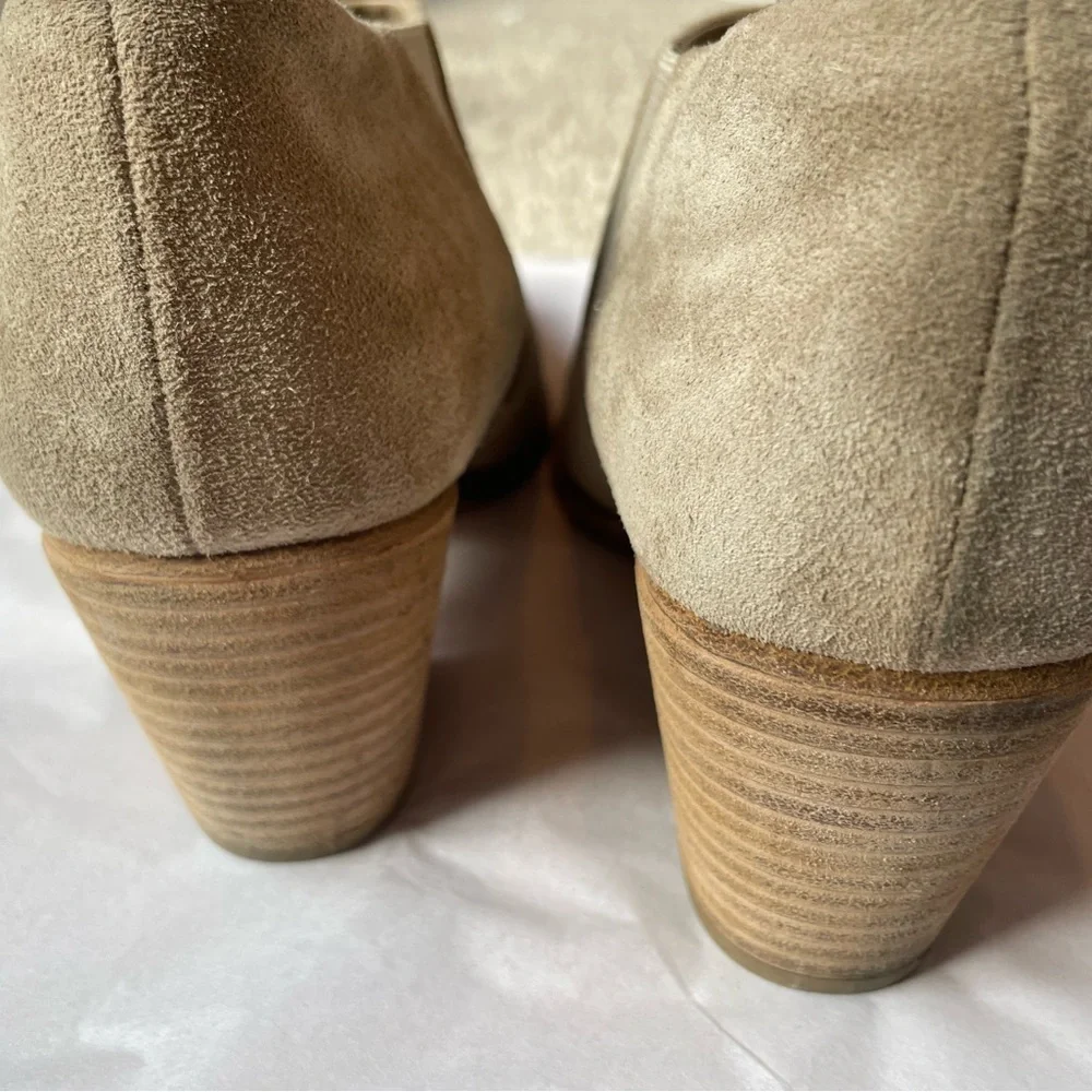 Vince Hamilton Clay Suede Leather  Pointed Toe Ankle Booties Boots Women’s Sz 7